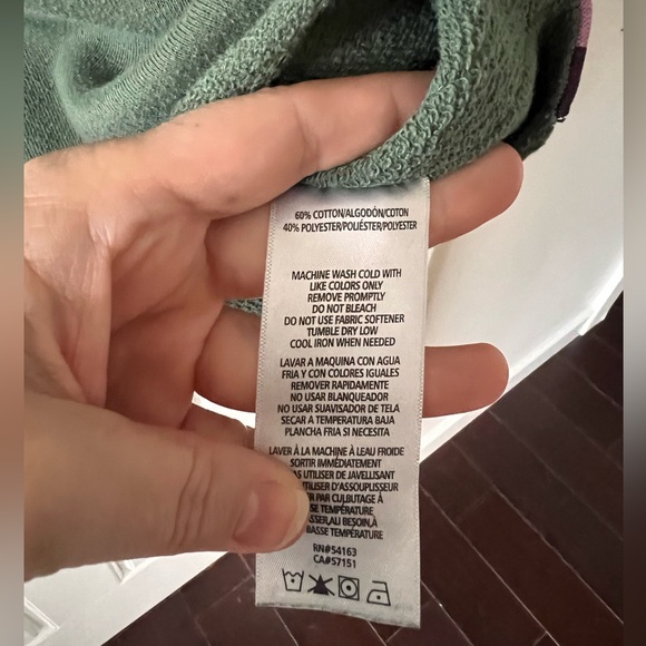 Calvin Klein crop Sweatshirt - Picture 6 of 6